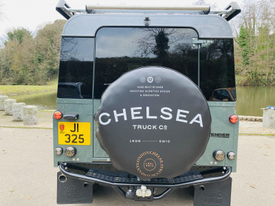  Land Rover Defender 110 2.2 TDCi 7 Seater