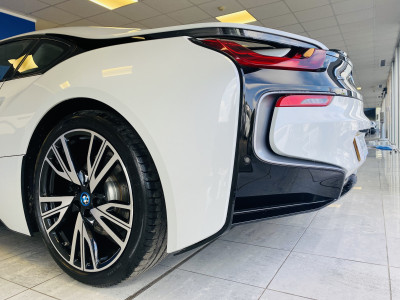  BMW i8 1.5 T Hybrid 2dr Coupe