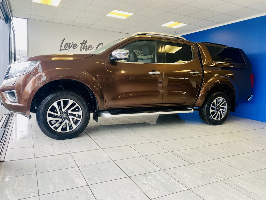  Nissan Navara NP300 Tekna AWD