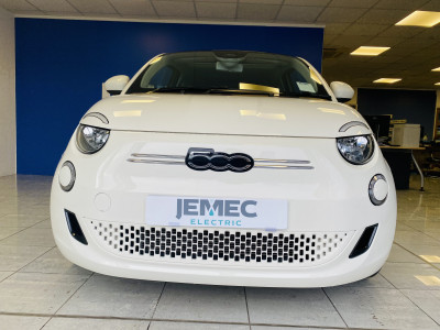  Fiat 500 E 87KW 42KWH ICON Hatchback