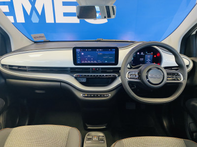  Fiat 500 E 87KW 42KWH ICON Hatchback