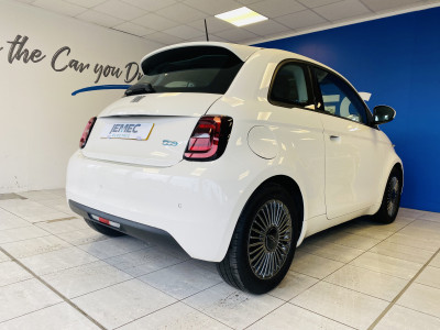  Fiat 500 E 87KW 42KWH ICON Hatchback