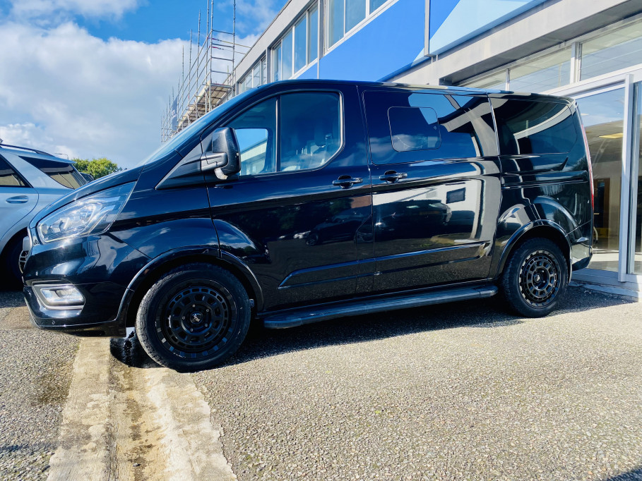  Ford Tourneo Custom 2.0 EBL 310 Titanium 8 seater