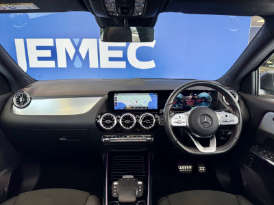 Mercedes-Benz EQA 250 140KW 66KWH AMG LINE Premium