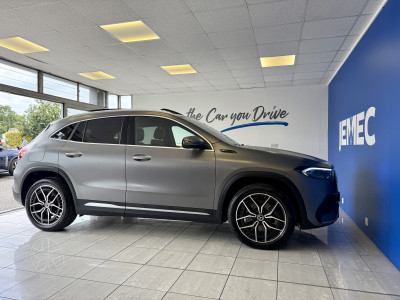 Mercedes-Benz EQA 250 140KW 66KWH AMG LINE Premium