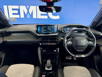  Peugeot E 2008 100kW GT PREMIUM 50kWh