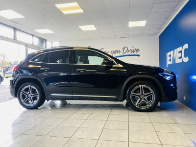  Mercedes-Benz GLA 250e AMG Line Exclusive Edition Premium PLUS
