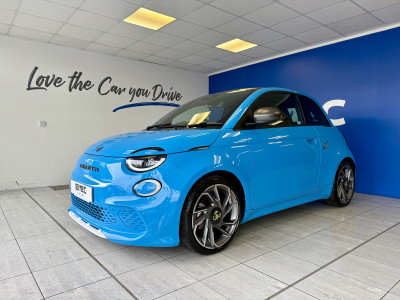  Abarth Abarth 42kWh SCORPIONISSIMA 114KW