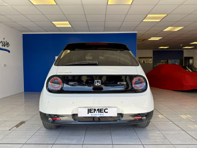  Honda e Advance