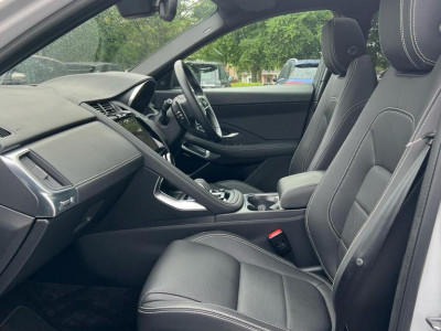  Jaguar E Pace 1.5 P300E AWD R-DYNAMIC SE BLACK