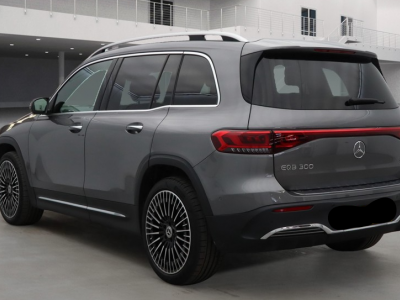  Mercedes-Benz EQB 300 168KW 66KWH 4M AMG LINE PREM PLUS
