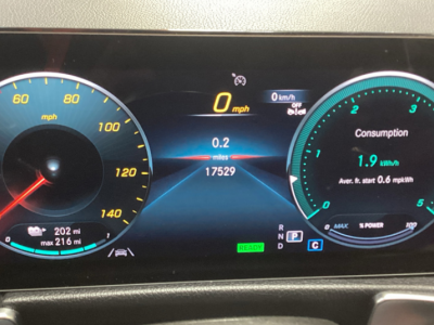  Mercedes-Benz EQB 300 168KW 66KWH 4M AMG LINE PREM PLUS