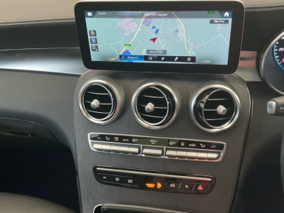  Mercedes-Benz GLC300DE EQ-B 2.0 AMG Line Premium PLUS 4-Matic PHEV