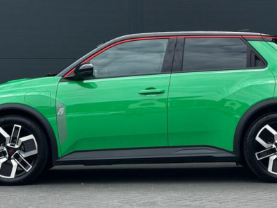 Renault 5 E -Tech Techno COMFORT Range 5dr