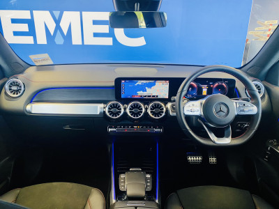  Mercedes-Benz EQB 300 (168Kw) AMG Line Premium 66kWH 7 SEAT