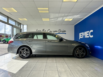  Mercedes-Benz C200  AMG Line 1.5 (198ps) EQ AMG Line Premium