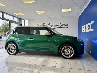  MINI New Cooper E 181bhp EXCLUSIVE 41kWh L2