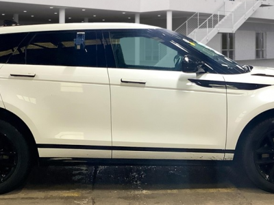  Land Rover Evoque P300e SE R-Dynamic - FACELIFT