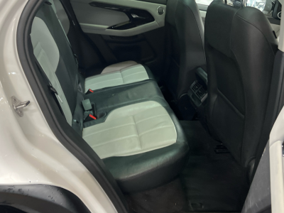  Land Rover Evoque P300e SE R-Dynamic - FACELIFT