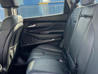  Hyundai Santa Fe 1.6T-GDi 13.8kW PHEV Ultimate AWD 7 SEATS