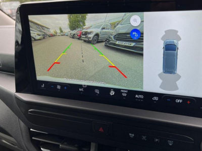  Ford E-TRANSIT 320 LIMITED L1 100kW 65kWh