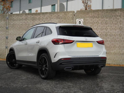  Mercedes-Benz GLA250E AMG LINE PREM+ NIGHT EDITION
