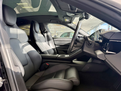  Porsche Taycan 4S 93.4kWh Performance (563bhp)