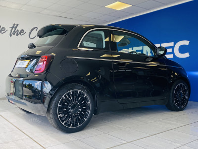  Fiat 500E 87KW 42KWH LA PRIMA