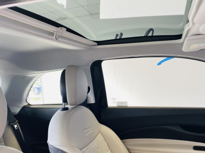  Fiat 500E 87KW 42KWH LA PRIMA