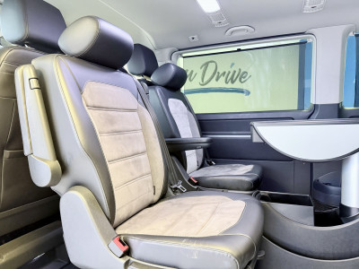  Volkswagen Caravelle 2.0 BiTDi EXEC 199ps DSG 7 seat