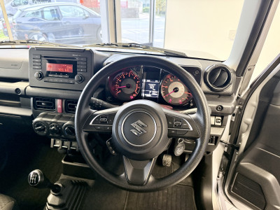  Suzuki Jimny SZ5 1.5 Allgrip Manual