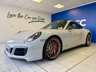  Porsche 911 Carrera GTS PDK