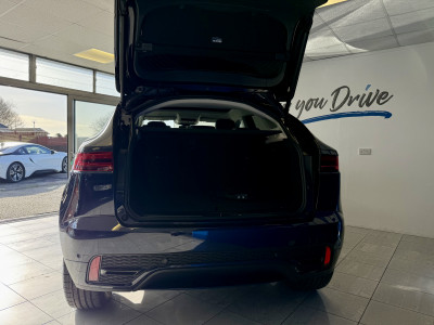  Jaguar E-PACE 1.5 P300E AWD R-DYNAMIC SE