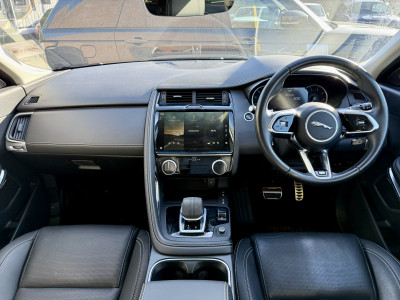  Jaguar E-PACE 1.5 P300E AWD R-DYNAMIC SE