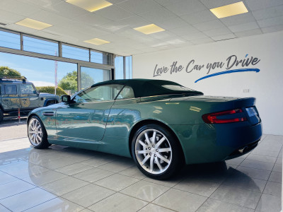  Aston Martin DB9 V12 Volante