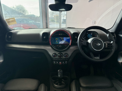 MINI COUNTRYMAN 1.5 COOPER EXCLUSIVE PREMIUM PLUS Hatchback