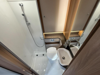  Bailey Autograph 79-4i 4 berth Island Bed