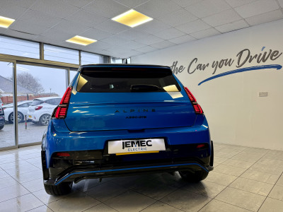  Alpine A290 52kWh GTS 5dr auto