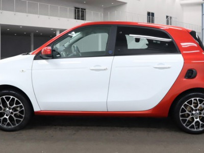  Smart EQ FORFOUR 17KWH 60KW EXCLUSIVE (22KW) Hatchback