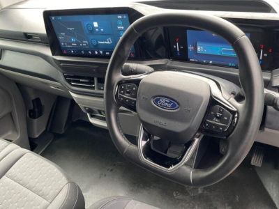  Ford NEW E-Transit Custom 100kW Limited 65kWhL1 H1