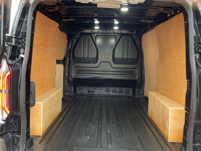  Ford NEW E-Transit Custom 100kW Limited 65kWhL1 H1