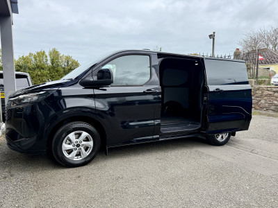  Ford NEW E-Transit Custom 100kW Limited 65kWhL1 H1