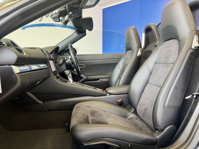  Porsche Boxster 718 T 300ps PDK