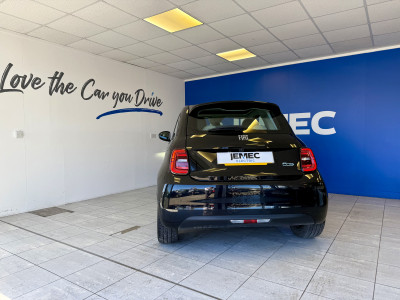  Fiat 500 E 87KW 42KWH LA PRIMA Hatchback