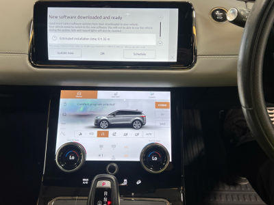  Land Rover Evoque 1.5 P300e R Dynamic HSE 4WD PLUG-IN Hybrid