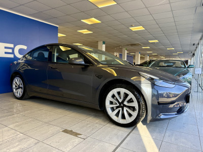  Tesla Model 3 Standard Range Plus