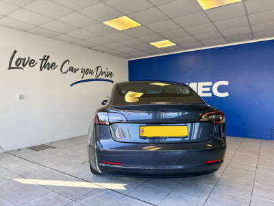  Tesla Model 3 Standard Range Plus