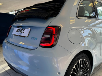  Fiat 500e CABRIOLET 87kW La Prima 42kWh