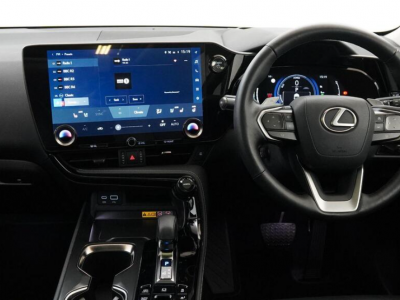  Lexus NX450H+ 2.5 4WD TAKUMI PHEV