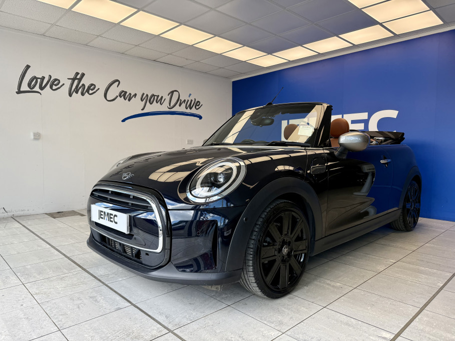  MINI Cooper 1.5 Exclusive Convertible automatic